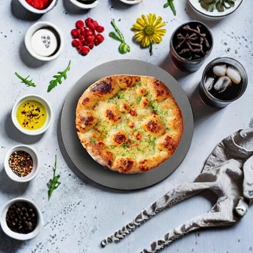 Garlic Bread Cheese Pizza